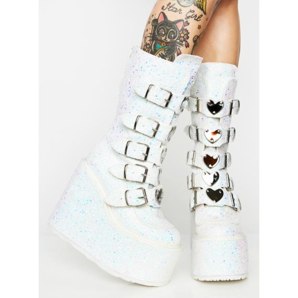 Demonia frosted lovestruck